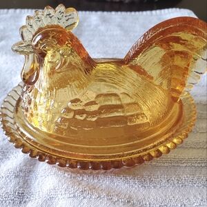 Kemple Hen Candy Dish